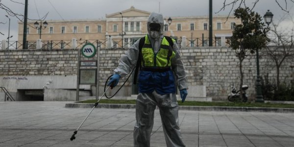 #Koronavirüs #Covid_19

Dünya yeniden karantina altına giriyor 👇

tiken.net/dunya-yeniden-…