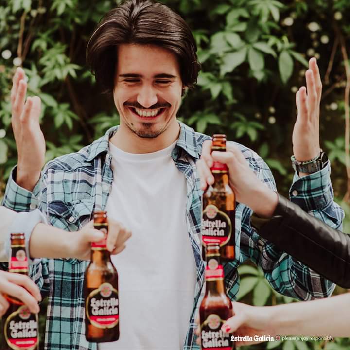 dontstopcol's tweet photo. Esto pasa cuando pedimos una lluvia de estrellas ⭐⭐⭐⭐⭐ #EstrellaGalicia 🍺
#picoftheday #beerstagram #beergram #instabeer #igbeer #beercraft #craftbeer #beerporn #beer #biere #Bier #birra #cerveza #cerveja #bier #colombia #Tolima #Ibague #spainbeer #tendencia #tapas #gastro https://t.co/KtI4WlhhQW