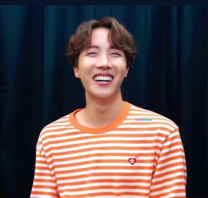 السعادة واللطافة وأكيد الطاقة الإيجابية ⁦☁️⁩🌈🌿 ...
كلها في شخصه " جيهوب أمل ⁦☁️⁩🌿✨"