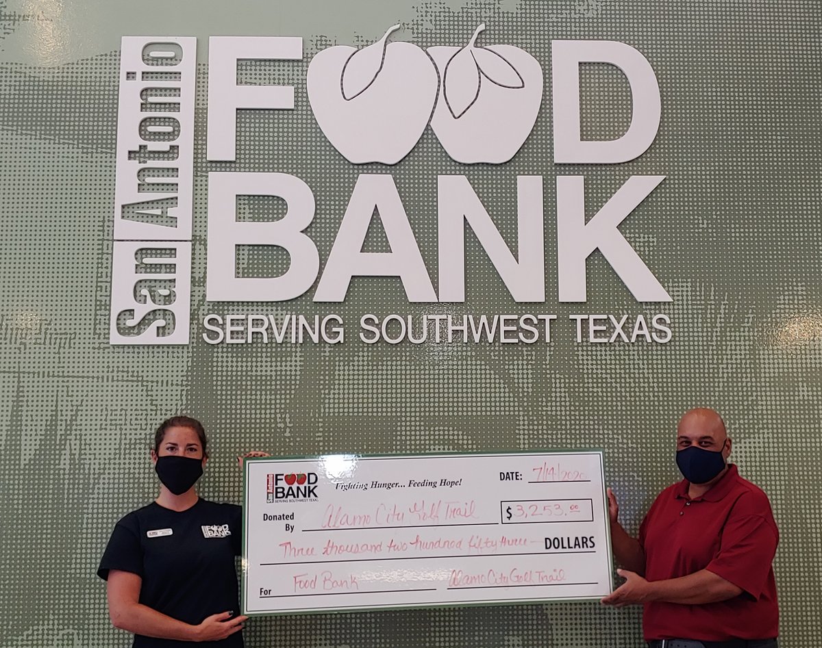 AlamoCityGolf's tweet photo. Thank you San Antonio golfers! We delivered the money raised during our food drive today to the San Antonio Food Bank! Your generous donations contributed over 600 pounds of food and $3,253 in cash! #GivingHelps https://t.co/Jpzyn13axH