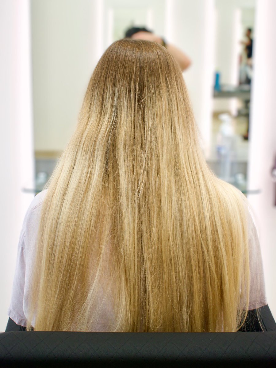 BaseHair_'s tweet photo. #Balayage✨💇‍♀️ 
#hairdresser #sutton #london #curls #blonde #newhair https://t.co/UCYri4k4zI