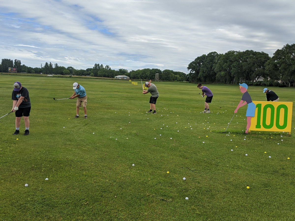 DutchmenGolf's tweet photo. Great to be back with these guys! #practicehelps https://t.co/rEiln5hcvF