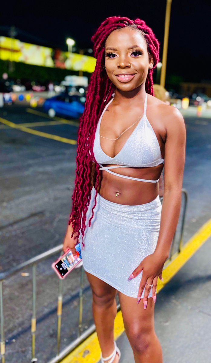 Kayydanielle_'s tweet photo. Thank God for allowing me to see 22‼️🤍🧡 #CancerSZN https://t.co/94n8whpXZN