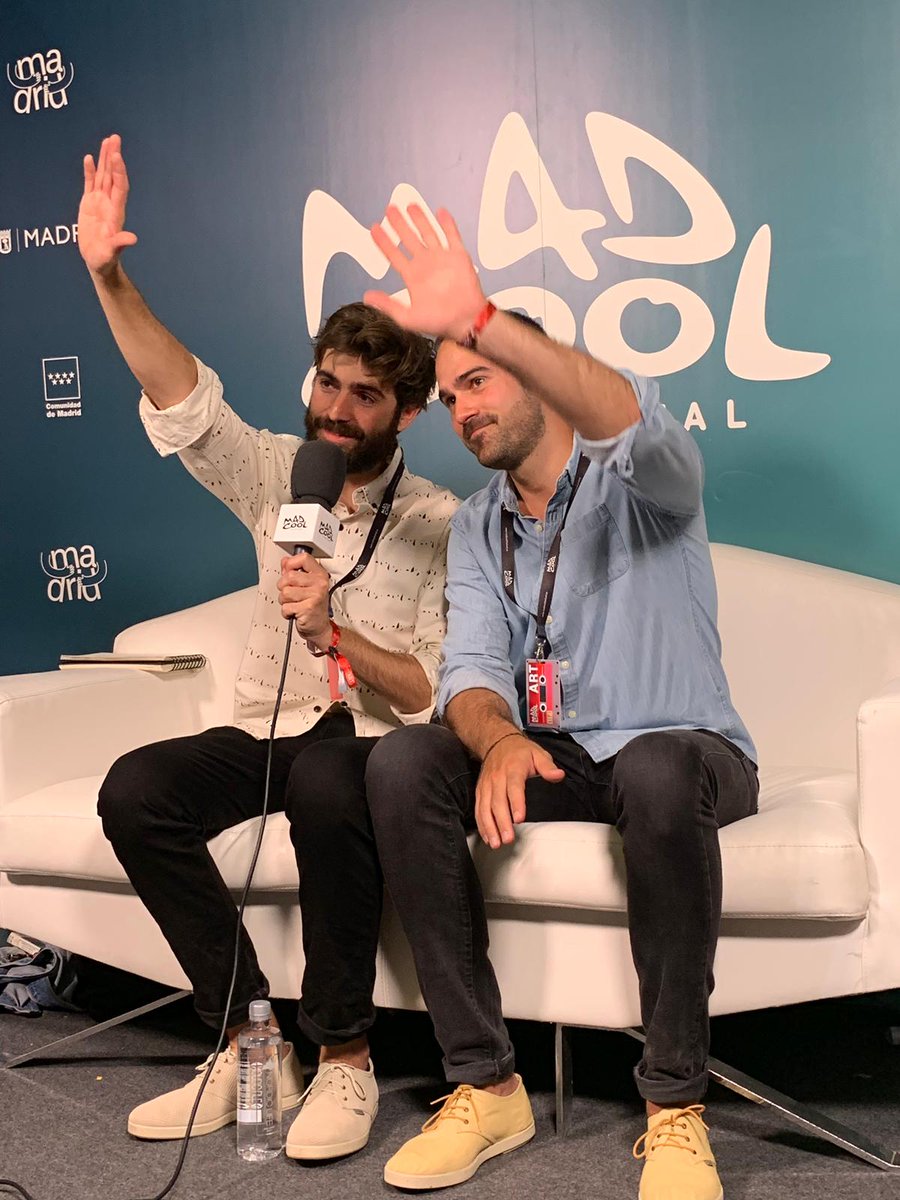 Hace un año de nuestro paso con toda la banda por el Madcool Festival!!💥💥
Así de felices estábamos antes de saltar al escenario! 🎸
Si queréis saber cómo fue (backstage incluido), tenéis el vídeo en nuestro canal de youtube!!👇

youtube.com/watch?v=D2_-_1…