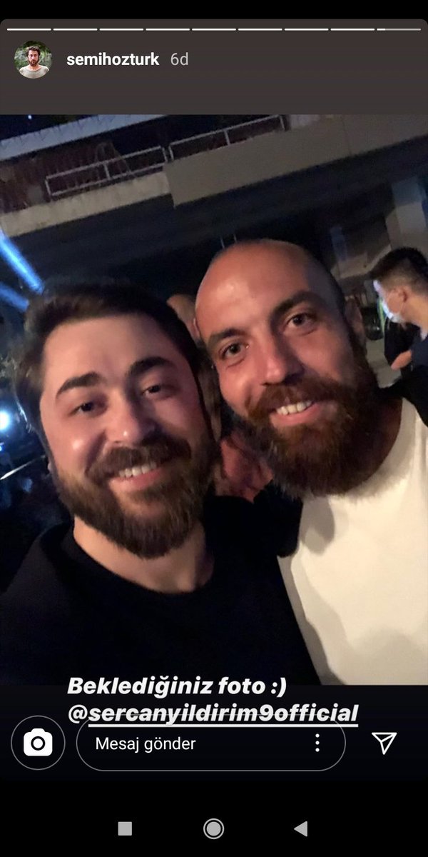 ouyyyyy 
AğzınızaBassın ÜnlülerTakımı