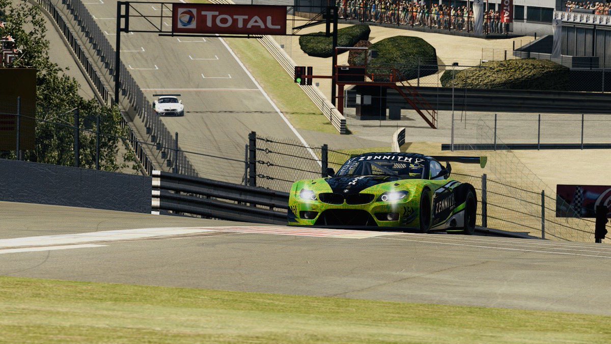ZennithEsports's tweet photo. Ganamos las 24h de Spa 2020.

Nos llevamos la victoria en el 2º Split tras unas 24 horas imperiales de todos los nuestros de principio a fin.

Agradecemos a los pilotos el esfuerzo realizado durante estas semanas de trabajo.

¡Enhorabuena, campeones!

#Kryptonite #EsoSí #GasNock https://t.co/hyOvlGXyO8