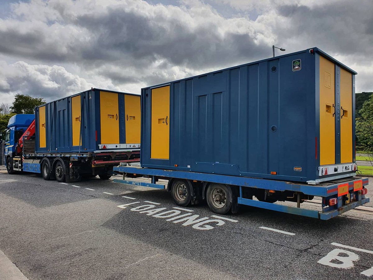 GroundhogUK's tweet photo. Mighty impressive load leaving HQ today! A GP500 Fusion and a GP600 Fusion for Eagle Plant!🐷 #InnovationNotImitation #GP500 #GP600 https://t.co/YhrxdZPiXp