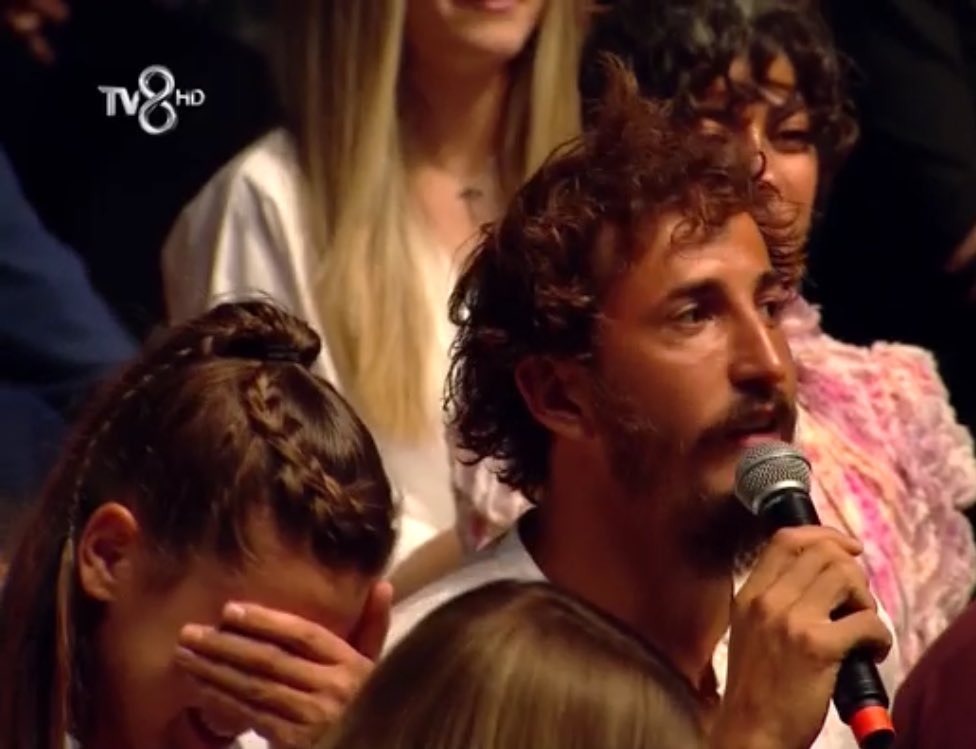 berkankofficial's tweet photo. Final programında Berkan ve Nisa ikilisinin samimi arkadaşlığı❤️ 

#Survivor2020 #survivor2020final @nbblackpower https://t.co/4e9oVl4ONv