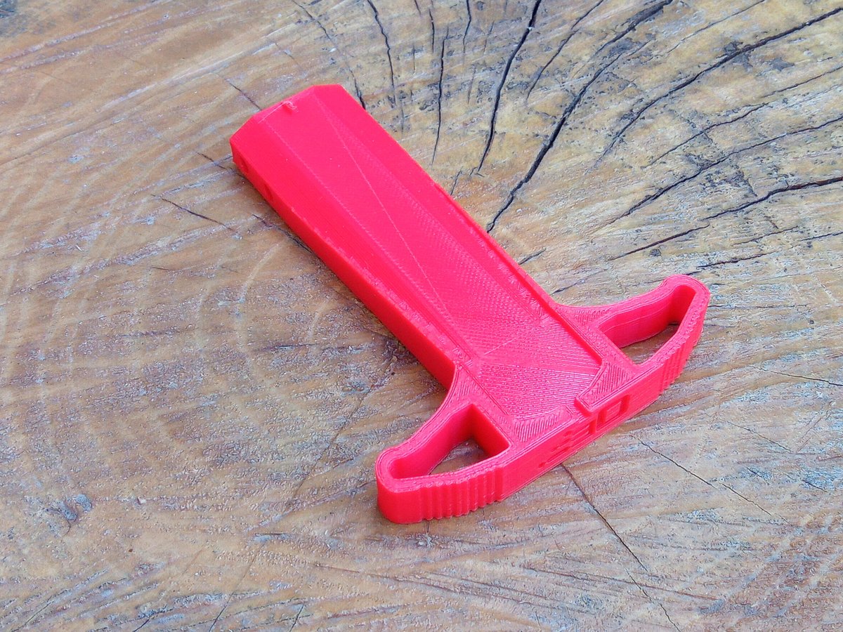 Blasters3D's tweet image. Blasters3D M27 Priming Handle (Long) for Nerf Rival Roundhouse blastersbb.myshopify.com/products/blast… Toy Blaster for Pretend Play - T-Pull T-Grip Charging Handle Mod #NerfMod #NerfNation #NerfBattle #NerfBlaster