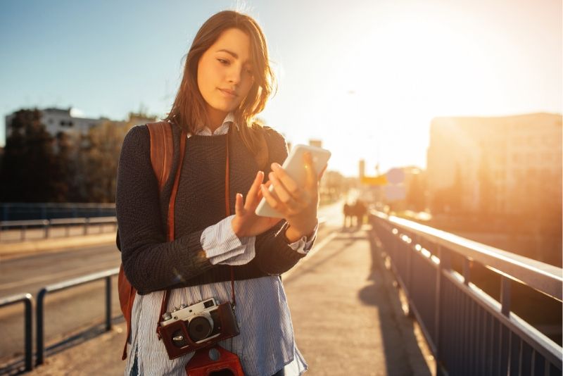 JessonaJourney's tweet photo. Stay safe while traveling with these 13 powerful #TravelSafety apps! 

https://t.co/DlWGdZrRXP

(Yes, these #TravelApps are great for local travel, too!) https://t.co/4MMJX7Af2C