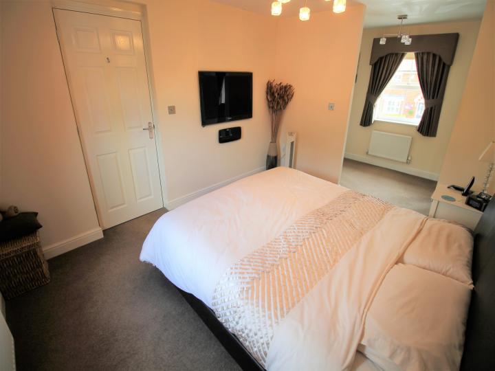 tailorestates_'s tweet photo. 4 Bed Semi-detached house, 1; £525,000 Freehold, Litten Close, Romford, RM5 2LG, contact 01708450433 for info.
Visit https://t.co/rWoVJaeEqG https://t.co/F72ERedPst