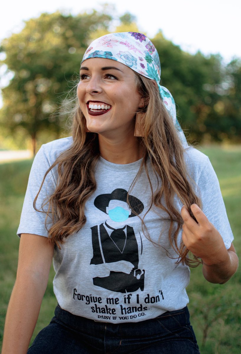 Just trying to find someone to look at me the way Ally looks at her drinks😉

Outfits and koozies from <a href="/DaisyIfYouDoCo1/">Daisy If You Do Co</a> 💕
PC: <a href="/bmacxh/">Bmac</a> 📸