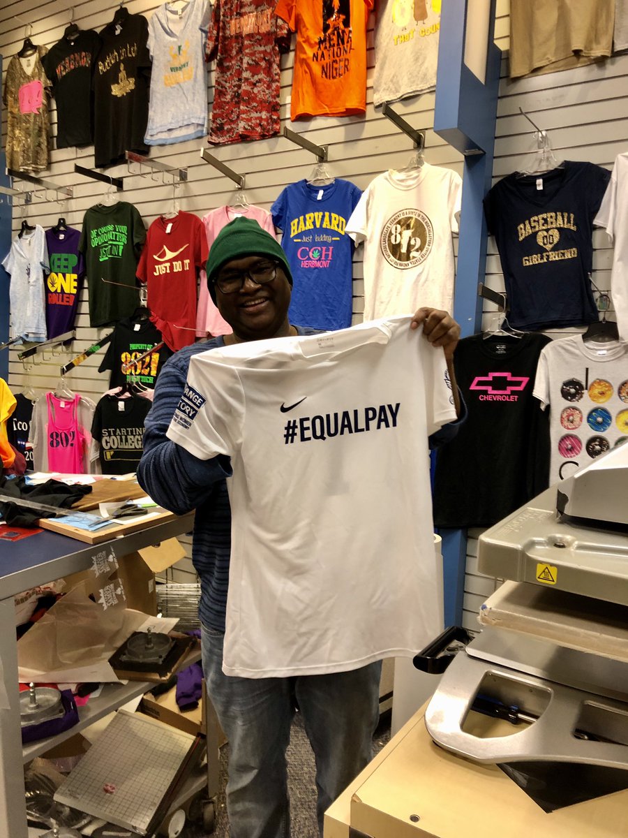 ChangeStoryVT's tweet photo. When your report about women’s economic status get a shout-out from @HillaryClinton... 😱

Hillary’s custom #EqualPay jersey was made by Ibrahim at Mr. Teez in South Burlington, who also helped us with custom prints for @AOC and @mPinoe.

Way to go, @BTVSchools Girls Soccer. https://t.co/rLkqnWYHki