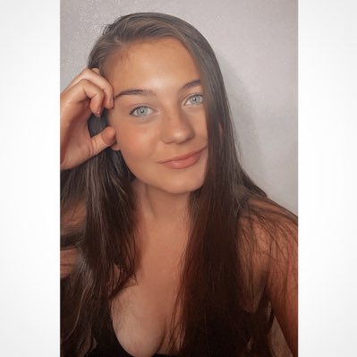 DanielleRowe_x's tweet photo. #NewProfilePic https://t.co/mTVRWtpqyS