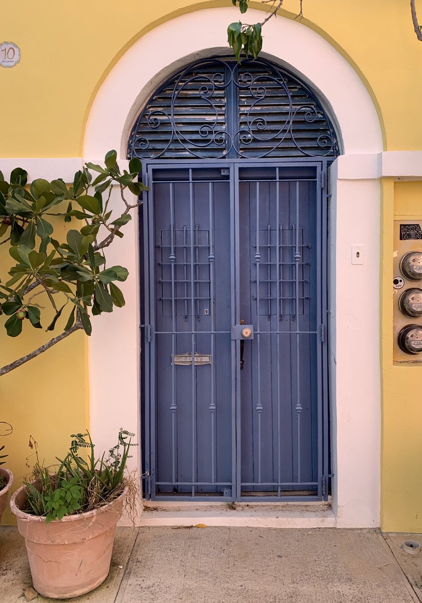 soldeigriega's tweet photo. Puertas del Viejo San Juan 🚪🎨 https://t.co/QrEFs0qs0B
