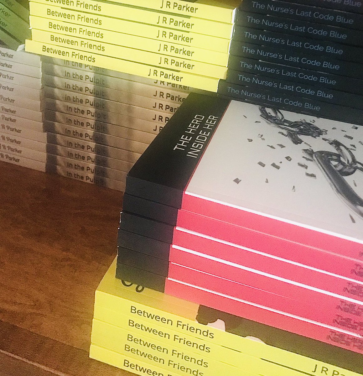 parker_jewell's tweet photo. #WritingCommunity starting a new novel soon ... but swapped in my soon to come new Web-series ... #ritegirlwrite summer of writing! #jrparkerauthor #indiesuthor #shewrites https://t.co/er7yhgAbV6