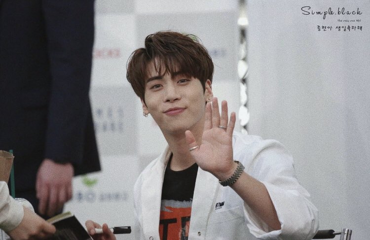 jonghyun’s debut solo album was the first ever album from korea to be charted #1 on the billboard world albums chart. his other solo albums also made it on the chart