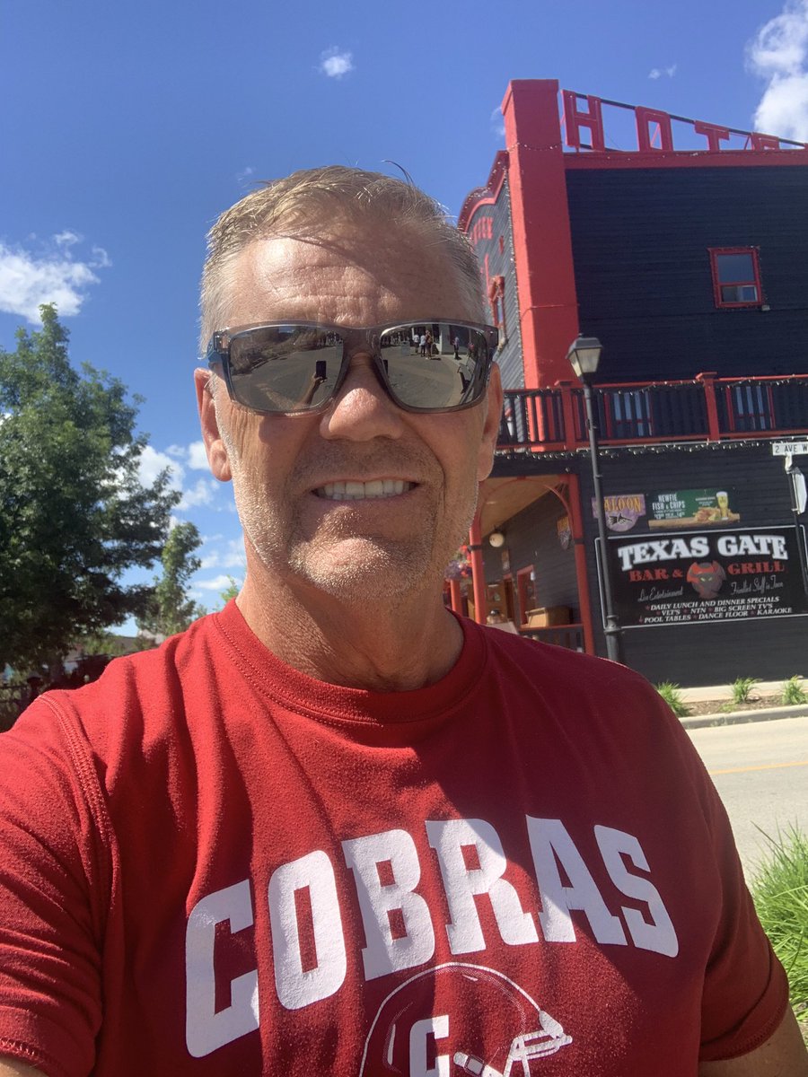 Had to kill some time in Cochrane today. Wore a Cobras Football tshirt. Smiles and waves from some, frowns from others. #crosstownrivals