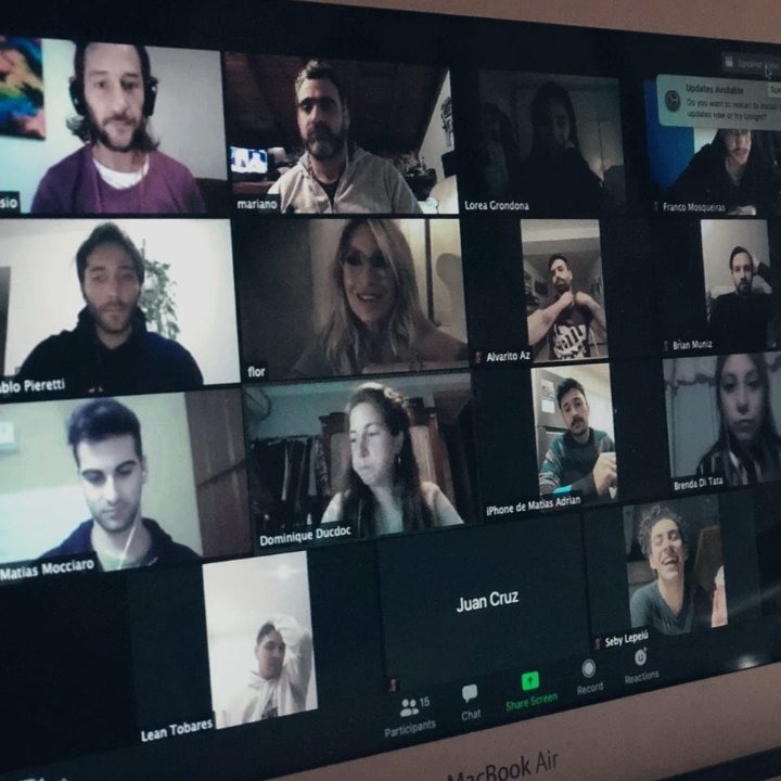 Gracias Amiga y compa hermosa <a href="/Flor_de_P/">Florencia Peña</a>  por compartirnos tu visión y experiencia en el Arte/Oficio de Actuar, cosa que realizas con profundo talento y dedicación. #croosact2020  #teatrovivo #elestadodelactor #artecracia #amigosdelavida #entrenamientoactoral #laboratoriomarte