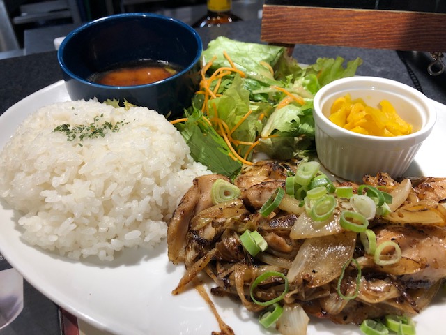 Foodhall Blast 今日の日替わりランチ ランチ 新宿 パスタ 肉 お昼ご飯 美味しい 安心 フードホール 新宿南口 駅チカ 毎日 コロナ対策 店内広い 色々食べれる フードコート カフェ タコス ピザ バー クラフト Foodhall Blast 今日の日替わりランチ ランチ 新宿 パスタ 肉 お昼ご飯 美味しい 安心 フードホール 新宿南口 駅チカ 毎日 コロナ対策 店内広い 色々食べれる フードコート カフェ タコス ピザ バー クラフト
