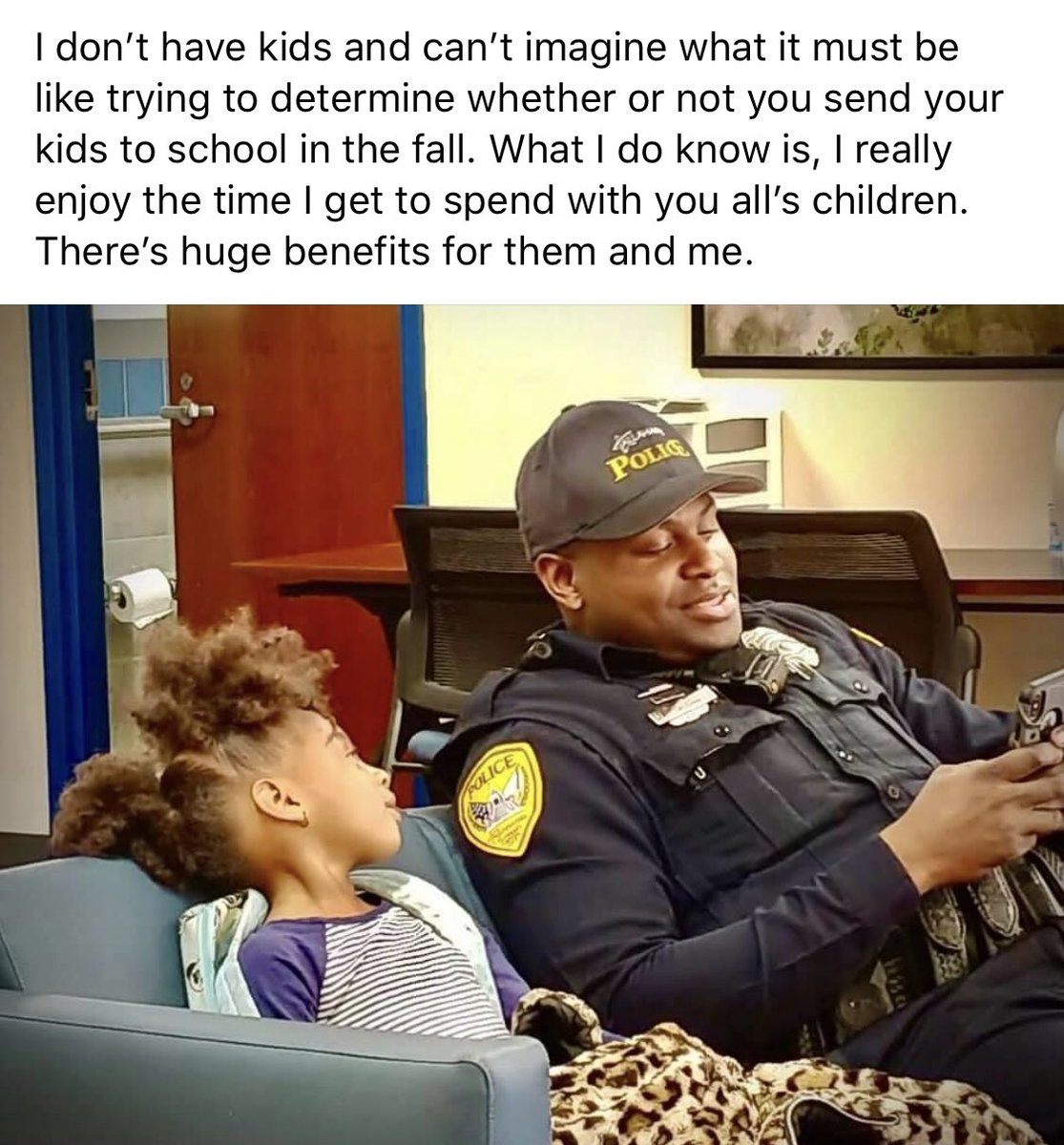 BlackDadTally's tweet photo. #KidsLivesMatter #communitypolicing #SchoolReopening #LivePDNation #coronavirus #COVID19 #tallypd #Tallahassee #LivePD https://t.co/3cVQ5gSoCn