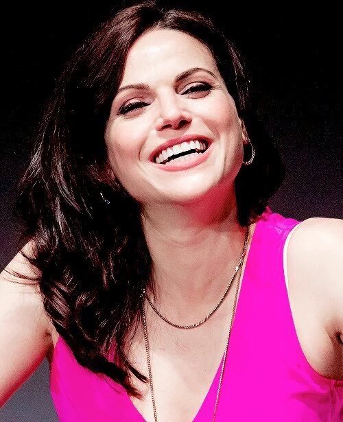 BRParrilla's tweet photo. HAPPY BIRTHDAY LANA https://t.co/vIIq36m6Dv
