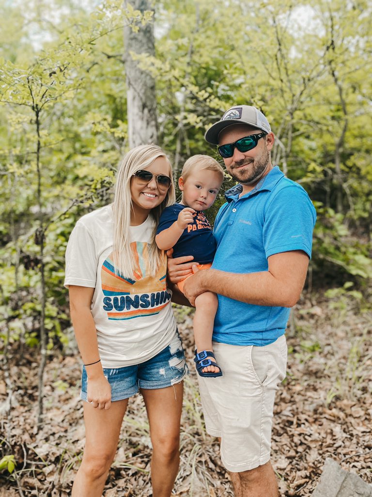 dmurff13's tweet photo. No words can describe how much I love these two. 

So. Dang. Thankful. 🤍 https://t.co/TyxUThZjGl