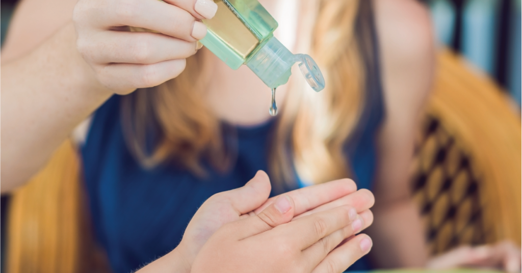 WebMD's tweet photo. The FDA is warning people to avoid dozens of hand sanitizers because they may contain methanol, a substance that can be toxic when absorbed through the skin. Many were labeled as containing ethanol, which is safe, but tested positive instead for methanol. https://t.co/n3XMaDJuzK https://t.co/BD4QZ744Gk