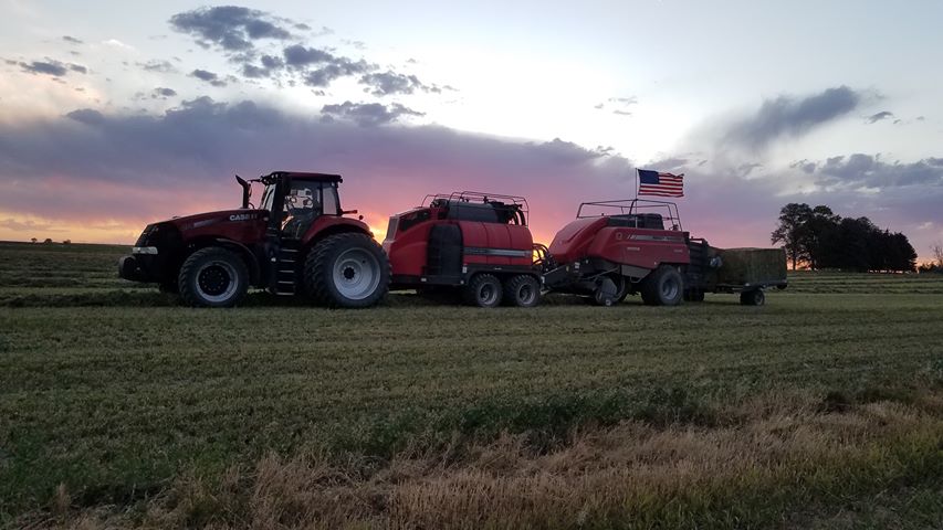 StaheliWest's tweet photo. Did you know that there are farmers steaming hay in Wyoming? This is a picture sent in by Dalton Gladson from Eastern, Wyoming! He states, "Thank you for an outstanding machine...Made some beautiful hay with it. Big-time game changer!" #steamhay #dewpoint #dewmore #staheliwest https://t.co/GhfzZ7mB0X
