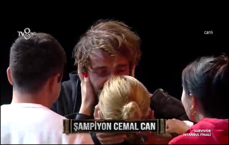 nkmtmz's tweet photo. Şampiyonnnn CEMALCAN 🏆🏆🏆    isteyince kazanamayacağımız hicbişey yok 💪 #cemalcancanseven #survivor2020final #danlabilic #cemalcan https://t.co/psPGOJzQET