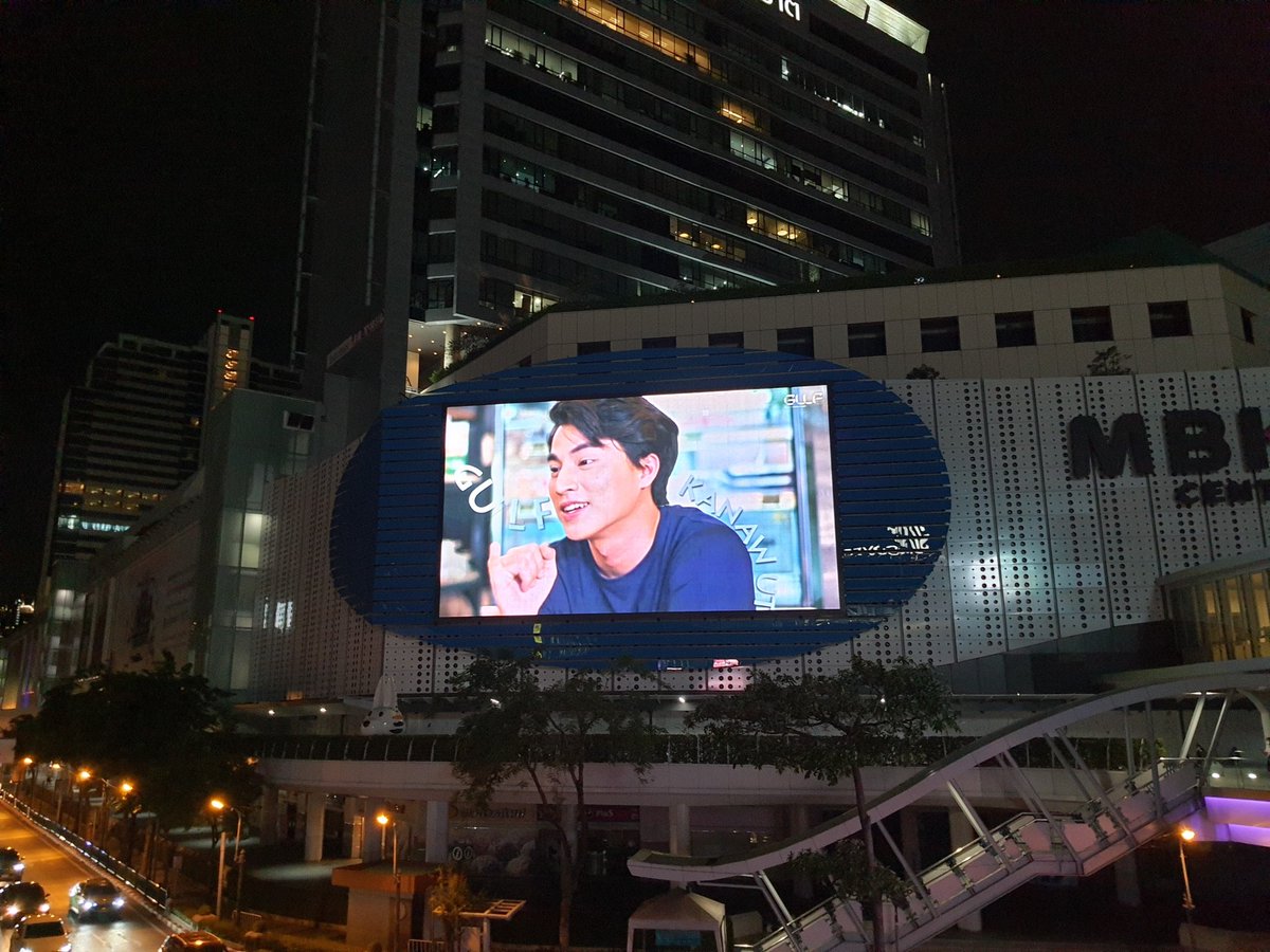 GiftZyGK's tweet photo. 14/07/63 21.50 น.
เก็บโปรเจคครั้งแรกในชีวิต😍
แค่เห็นน้องจากหน้าจอตรงนั้นดีใจบอกไม่ถูก ถ่ายไปก็ยิ้มไป มีพลังกลับ ตจว. ไปลุยงานต่อเยอะเลยค้าบ❤
#SupportGulfForever
#GulfKanawut
#ลูกบอลของคุณบิ๊กลัฟ https://t.co/VoJxqtA4Jf