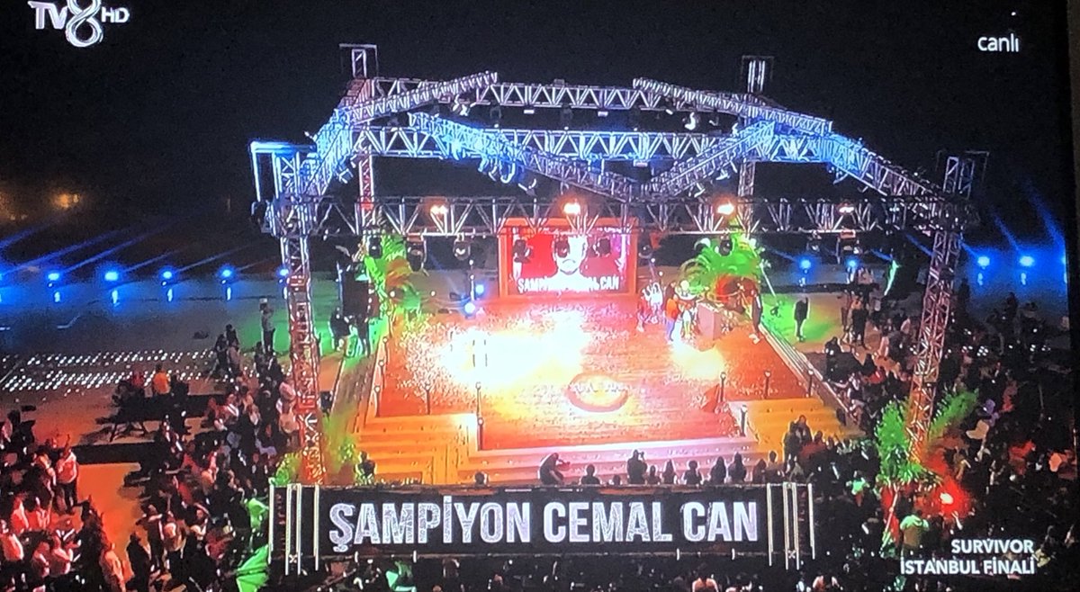 melis_ccc's tweet photo. Arkadaşlar pardonda neyin özrünü diliyorsunuz adam ne parkurda vardı ne ada hayatında sadece yazdığını oynadı ama yedik mi yemedik hak ettik miii sonuna kadaar kudurunn 😝😝😝 ÖzürDileriz Barış https://t.co/46SwCHAm5j