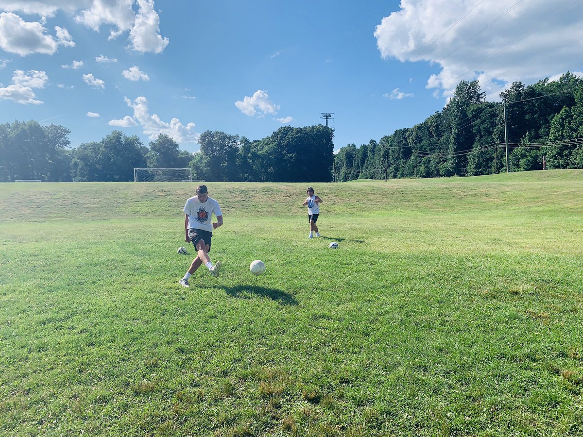 FCGumpel's tweet photo. Number 9 with an eye for goal 🎯 https://t.co/DnTa5a5qdu