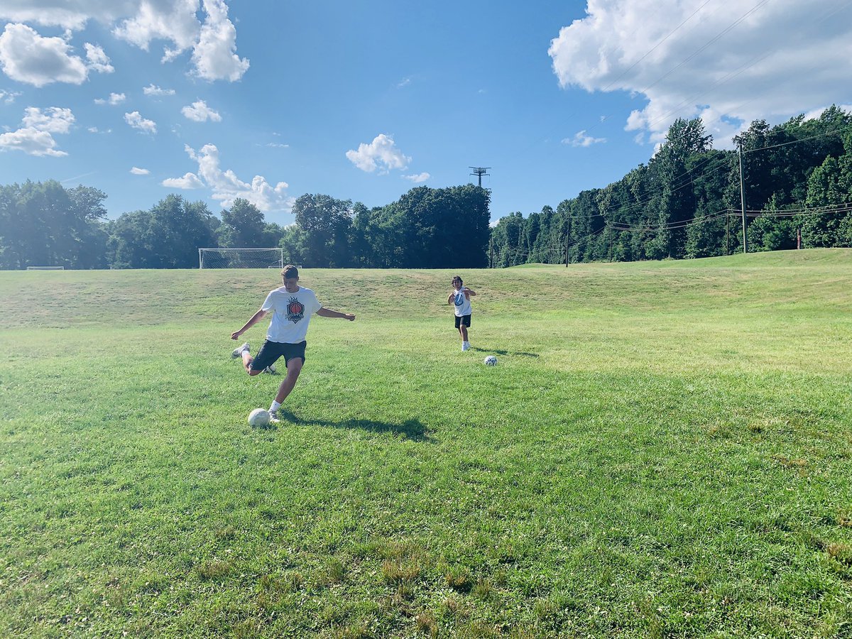 FCGumpel's tweet photo. Number 9 with an eye for goal 🎯 https://t.co/DnTa5a5qdu