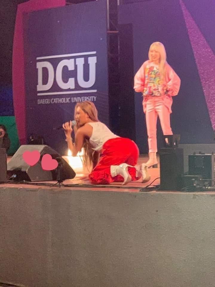 starting off with when mamamoo performed at a catholic university festival and hyejin did thisfor jesus ! 