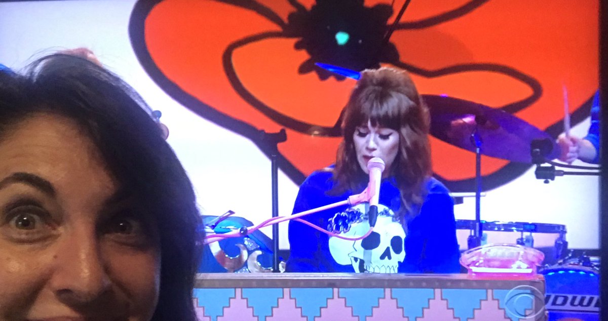 undeadhead's tweet photo. Alternate Reality Kristy: “Hey, guys! I’m at the @jennylewis show at @PPGPaintsArena and having the best time standing shoulder-to-shoulder with 20,000 fans! Can’t wait to go bar hopping after the concert! I’m gonna drink a few (dozen!) Coronas! Ha! Life has never been better!!!” https://t.co/awZk36HDxd