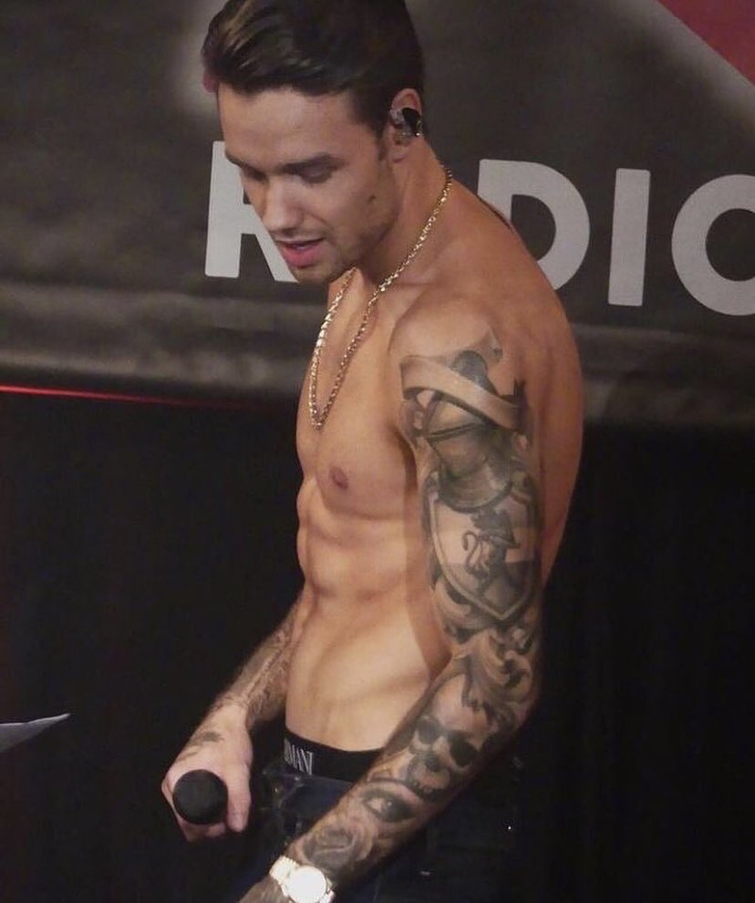 chileliampayne's tweet image. Hace tres años atrás 💕 
Liam se presentó en un evento privado organizado por @VirginRadiofr 

#StreamLiam