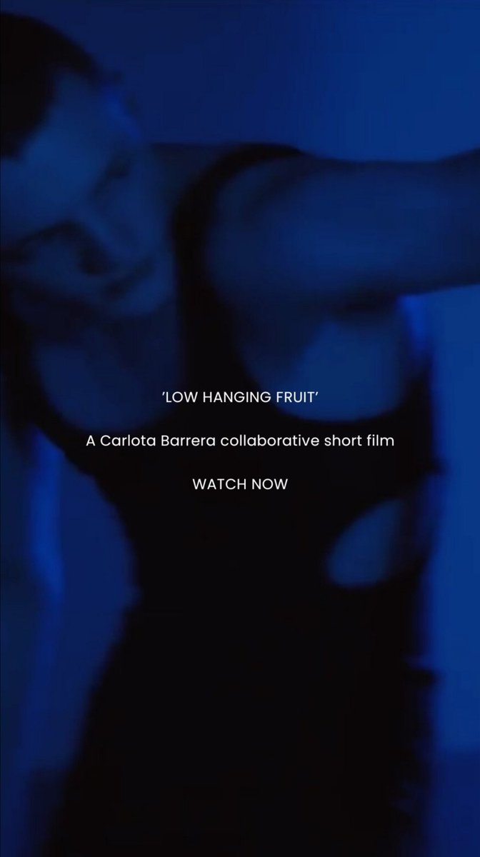 EsperanzaClaver's tweet photo. #CarlotaBarrera acaba de presentar 'Low Hanging Fruit' #CoreCollection #SS021 con un #ShortFilm donde continúa con su investigación de género / no género a través de la ropa. En esta ocasión, se centra en la masculinidad y los cuerpos..
👉🏻 https://t.co/GZM6sWjfAl
#ModaEspañola https://t.co/iooBZQqKkX