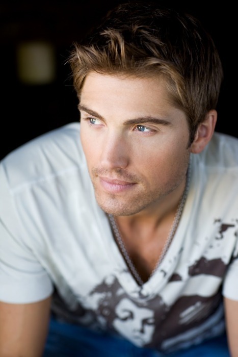 17. Eric Winter. This era of  #Days had some sexy ass men and Eric was one of them. Rex's story started out dumb, but he grew on viewers and is still remembered fondly. I don't claim Kyle Lowder's nutting in everything that moves version of Rex.