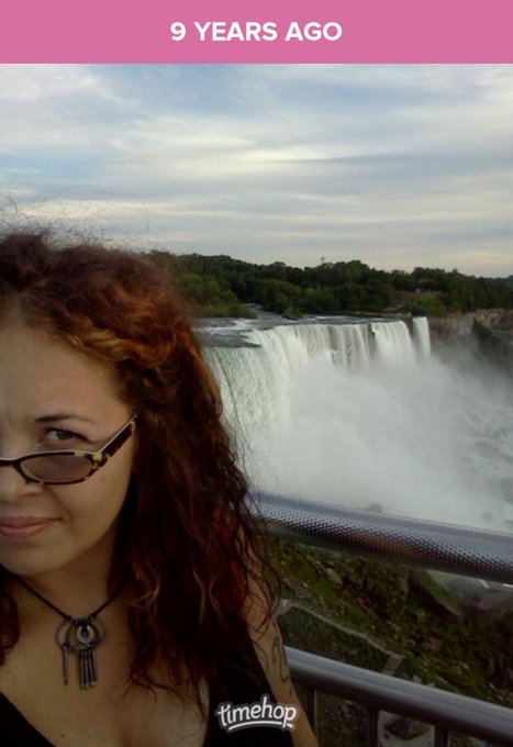 Sunny Megatron | Sexologist & Kink Educator - Timehop just reminded me 9 yrs ago today I brought a sandwich baggie of my mom's ashes to scatter in Niagra falls. Instead a gust of wind pelted ma's bone fragments into the smiling faces of a family taking a group photo next to me. Whoops! 😂🤣 She would have liked that LOL https://t.co/TmOfpE4cbu