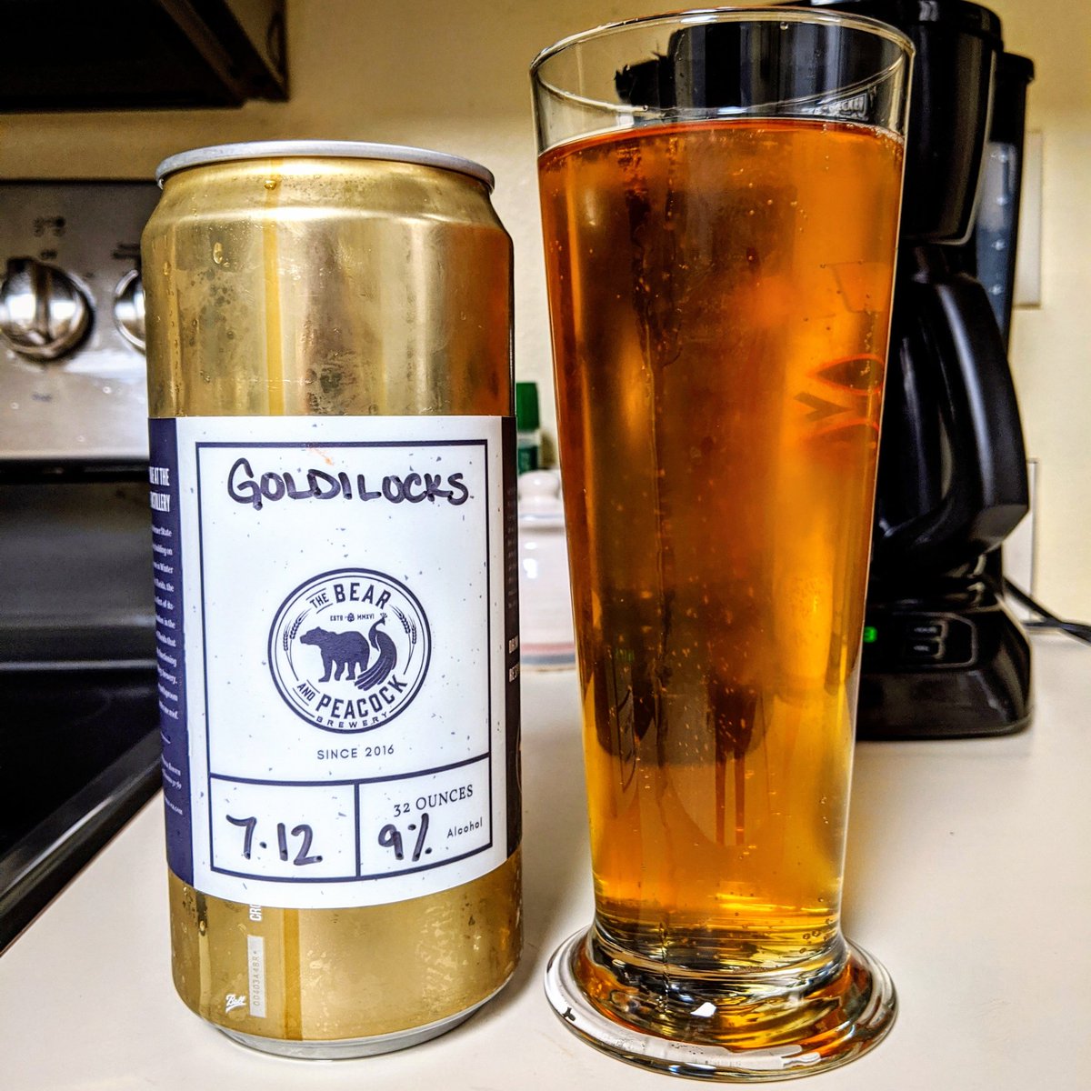 Tonight's delight from <a href="/BearandPeacock/">The Bear & Peacock</a> brewing!
A tasty Belgian style-tripel~
Cheers! 🍻