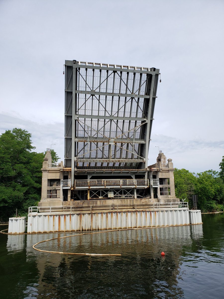 ndunn11's tweet photo. Just 5 Leica Scanners swarming the Memorial Drawbridge in Manistee. https://t.co/01yOO55EzD