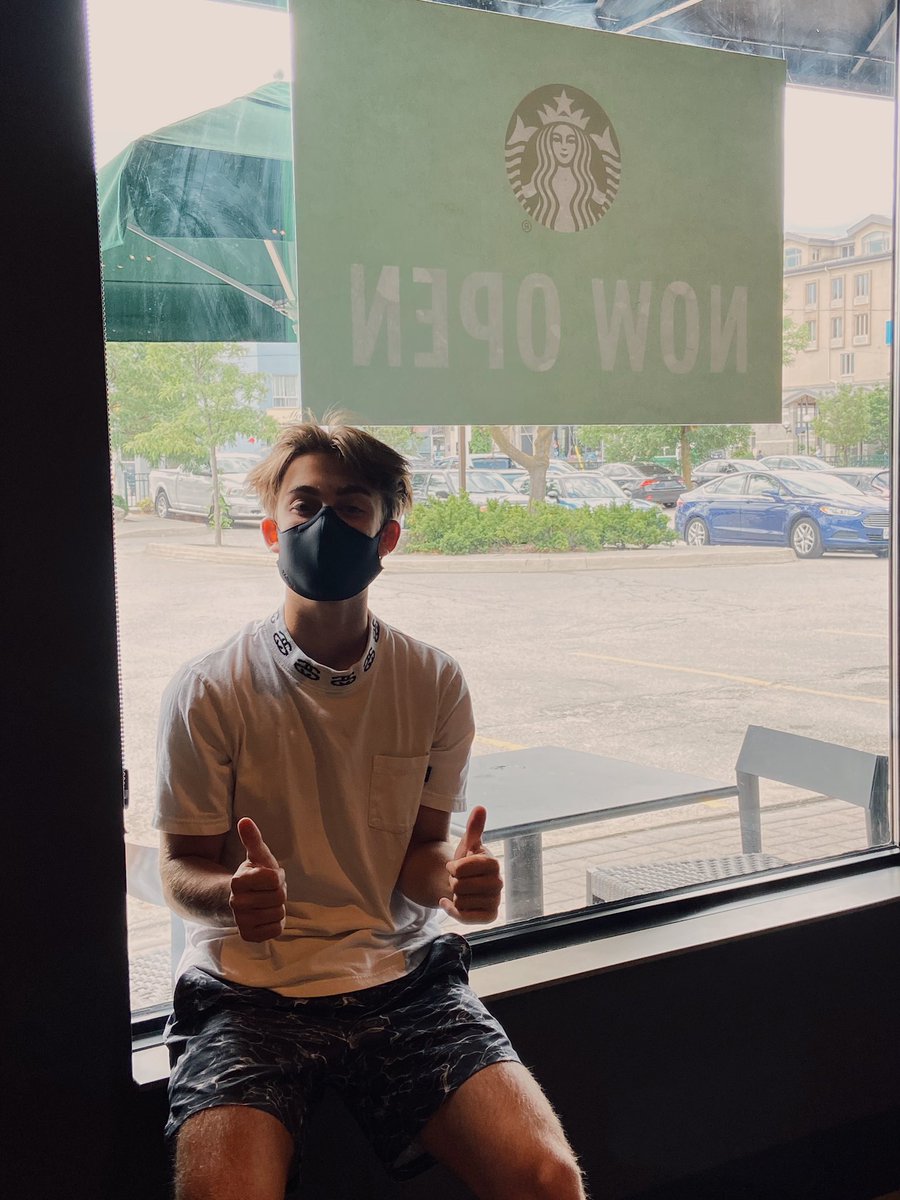 johnnyorlando's tweet photo. wear a mask !!! 
stay safe everyone <3 https://t.co/ocbjPqPzVL