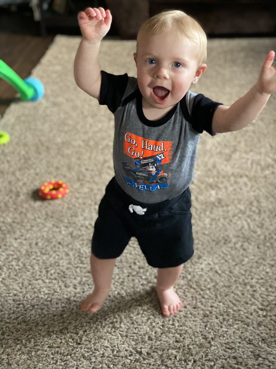 ermilyernst's tweet photo. Good Luck Sheldon!! 🏁 @Haudenschild_17 https://t.co/X6wrHpBbMD