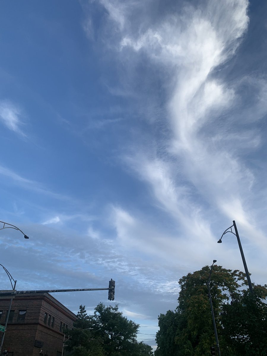 clareifying's tweet photo. Kris Habermehl is the best is the MF-ing business. Long live #mobile780. Long live #SpotHeroMobile780. Today would have been a swan song, but instead, just another loss for radio and for Chicago. Watch the skies, folks. No one else can describe them like he can. https://t.co/Kvm4HH5xse