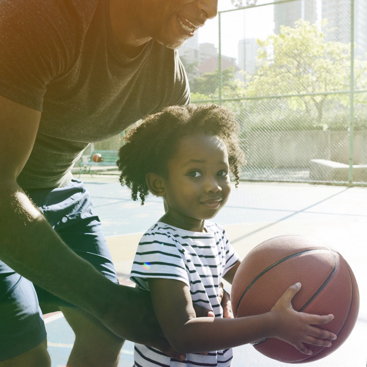 discoverschools's tweet photo. Team member Lora Idol grew up loving sports, and she wanted to share that with her kids by organizing a family basketball day.

https://t.co/4zsM6EIp6T

#chartersummerlearning https://t.co/4hyftBGK5X
