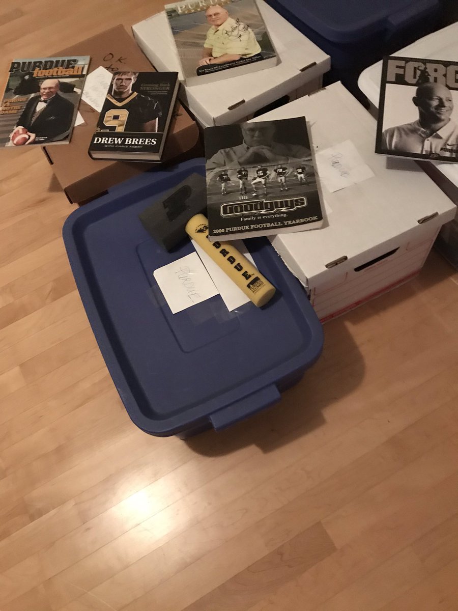 JohnPurdueClub's tweet photo. The Purdue in Your Place submissions just keep coming. The Peters are moving and made sure to bring Purdue with them!
#BoilerUpTogether https://t.co/Z0eM45IIOf