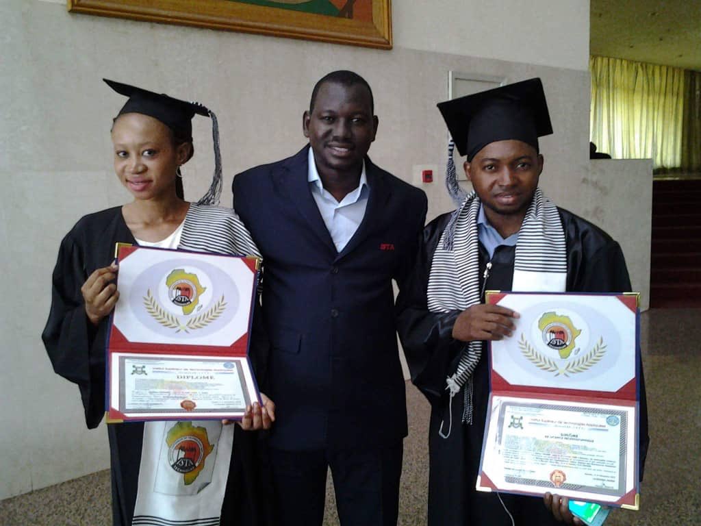 OfficielDioss's tweet photo. Institut Supérieur de Technologies Appliquées(TECHNOLAB-ISTA).
-Ingénierie Tic
-Finance-Gestion
-Management
-Recherche et Développement.
DIPLÔME ACCRÉDITÉS CAMES:
Adresse: Kayes Legal-Segou Route Sénégal 🇸🇳 
Plus d’informations Contacté les numéros suivants: (79268135) https://t.co/gwQl9vacaf