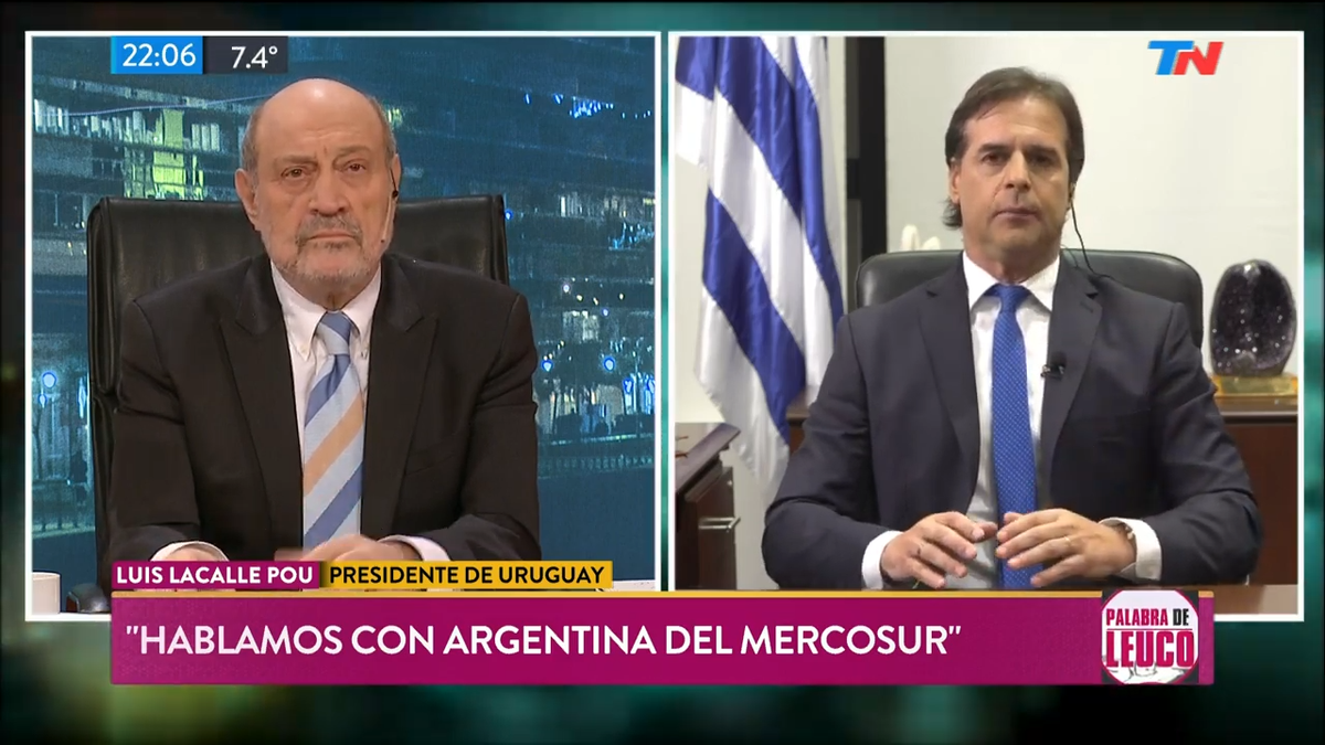 ─Soy un inquilino aquí, no puedo encarar las relaciones diplomáticas desde la ideología
─Pero usted no invitó a Maduro, eso no es un sesgo ideológico?
─Ese es un sesgo democrático, Leuco ─dice Lacalle Pou