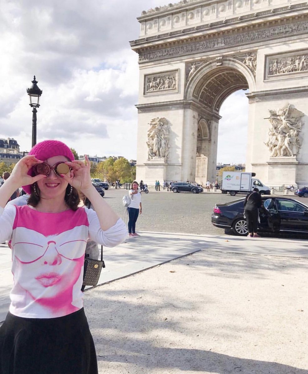 AdventurePretty's tweet image. Dear Paris, Dear France, ma cherie —

J’taime. On #BastilleDay. Or everyday. 

On days we can’t travel. And days where we are able to visit. 🇫🇷 😘 🥖 🥰 🧀 #paris #traveltuesday #TravelAgain #someday #Travel